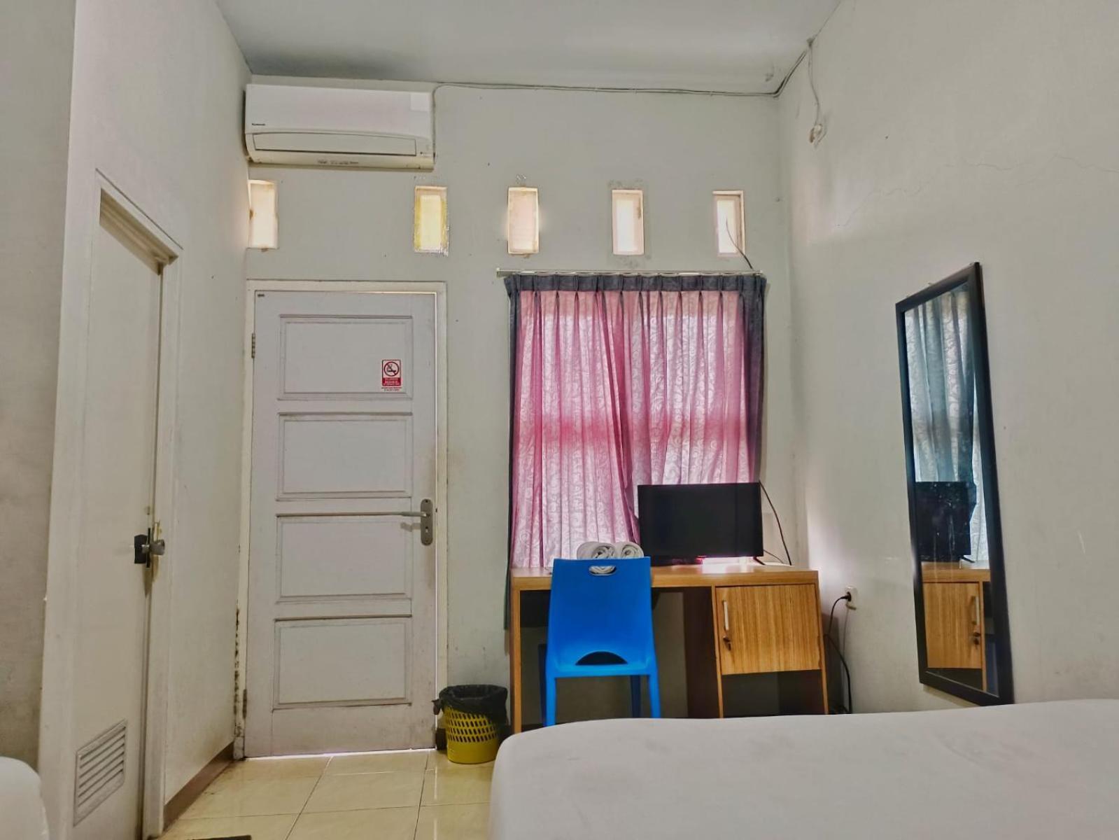Oemah Jawa Guesthouse Jembel Extérieur photo